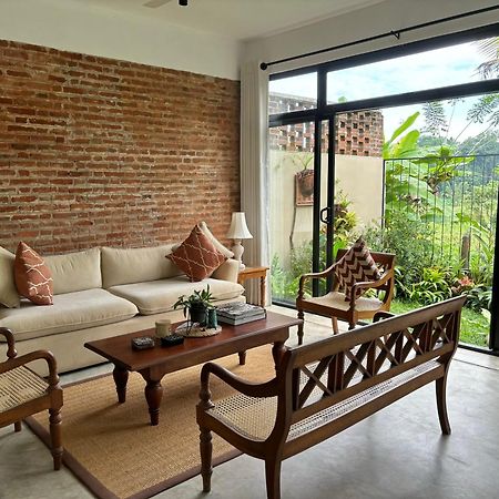 Rai Villa Colombo Malabe ภายนอก รูปภาพ